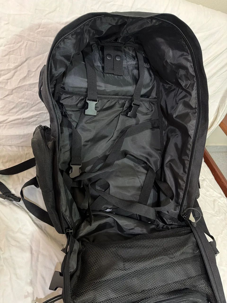 Vendo mochila INVICTUS - Foto 2