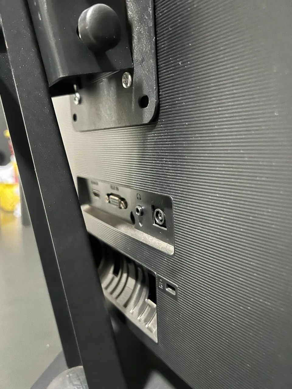 Monitor Samsung Curvo 24 Full HD - Foto 6