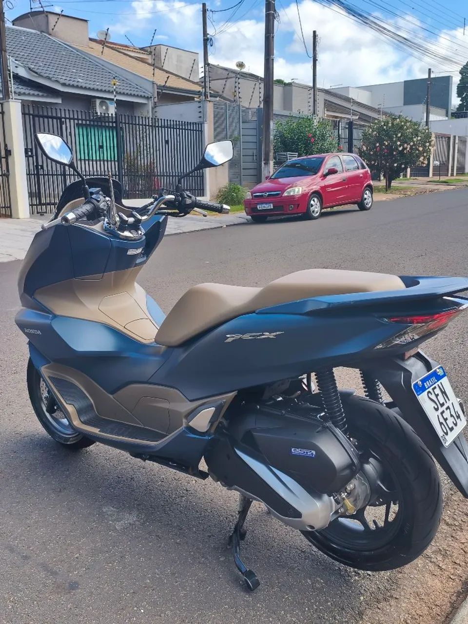 Vendo PCX DLX ABS 2023 - Foto 4
