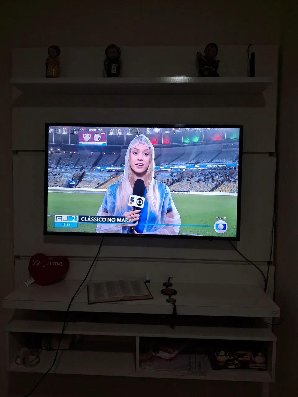 PAINEL DE TV E ACESSORIOS PARA SALA OU QUARTO