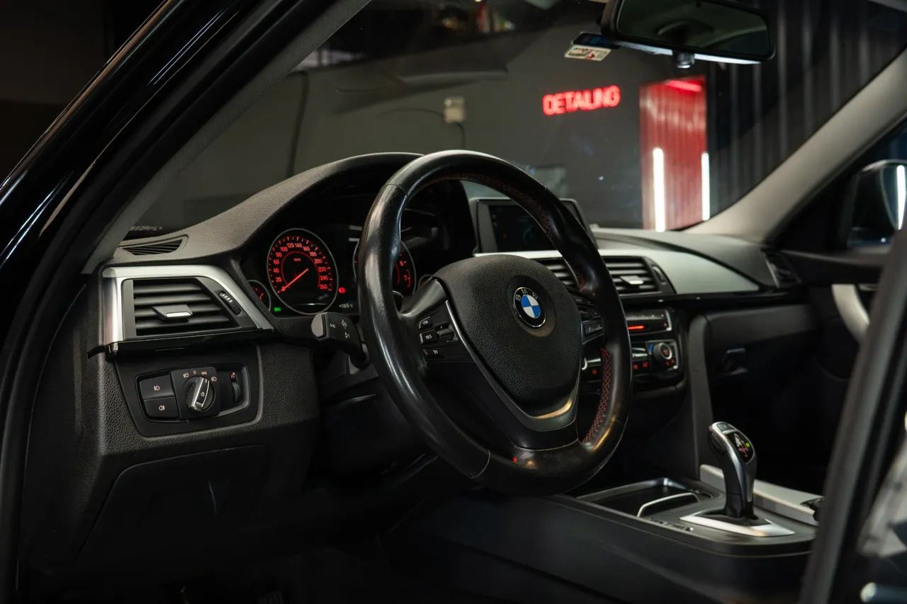 BMW 320I 320i 2018 - Foto 2