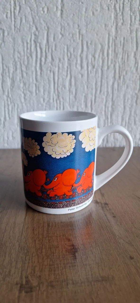 Caneca colecionável Unicef. Anos 90. Peter Schubring, Germany