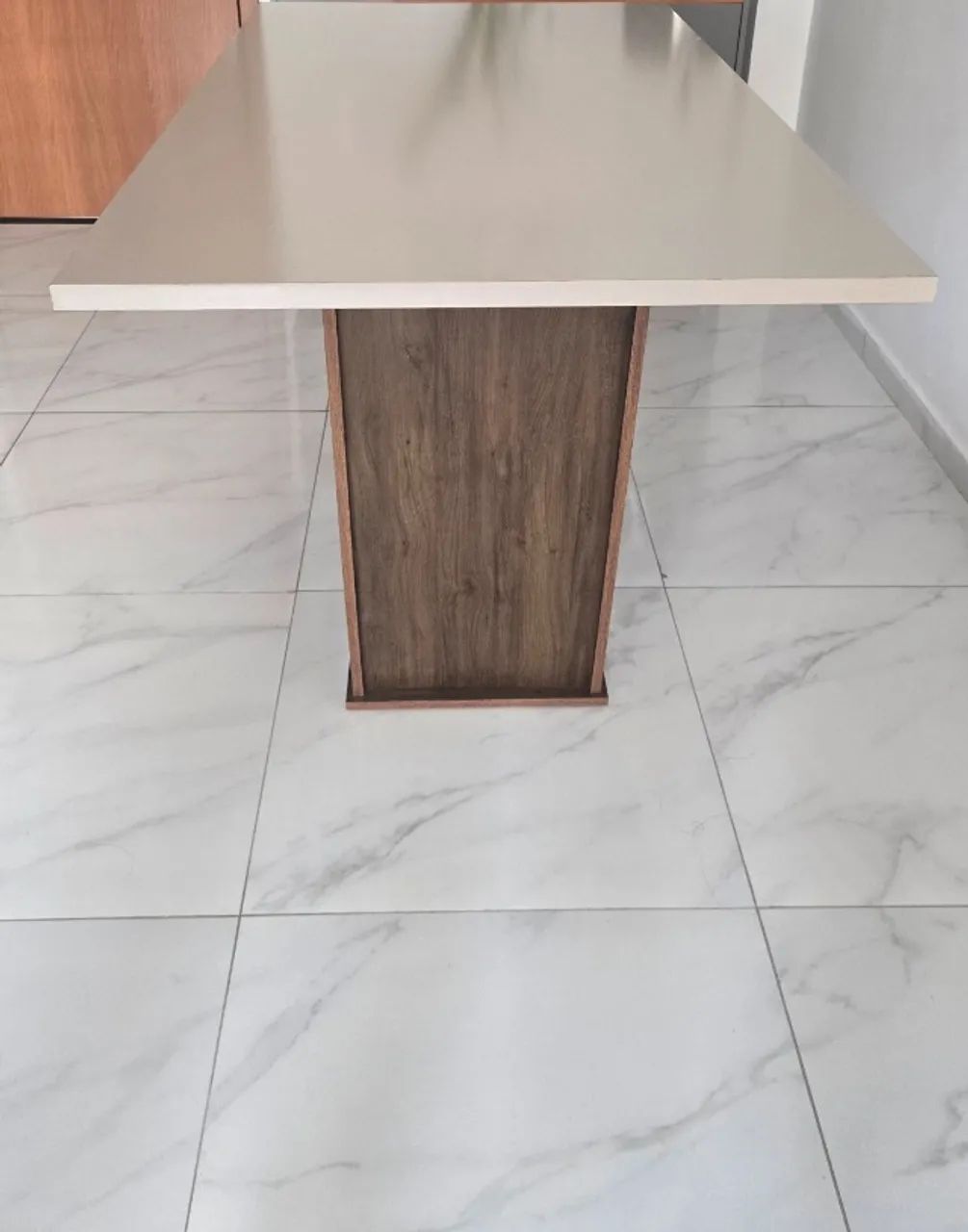 Mesa de jantar retangular para 6 cadeiras