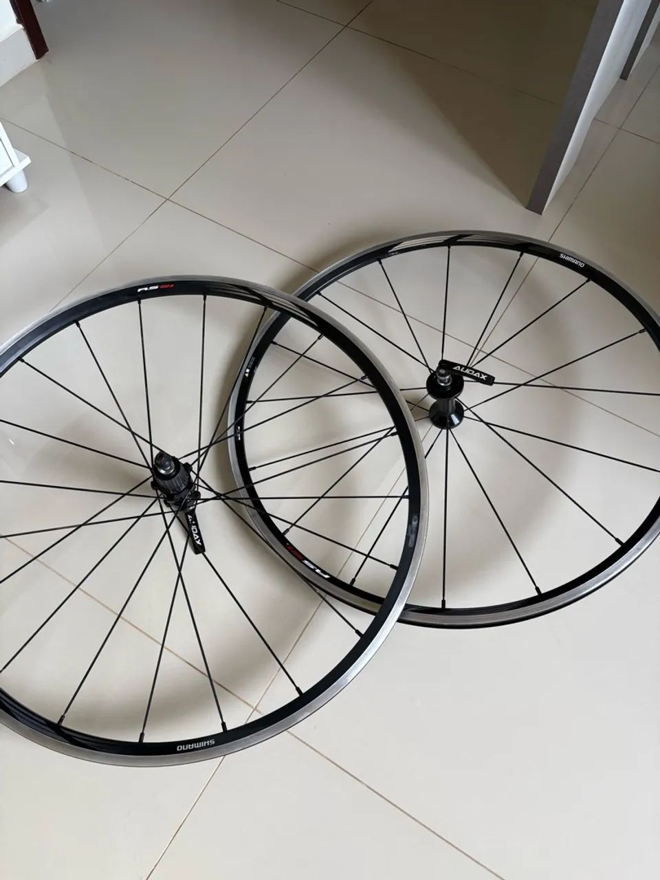 Rodas Shimano RS21 - Foto 2