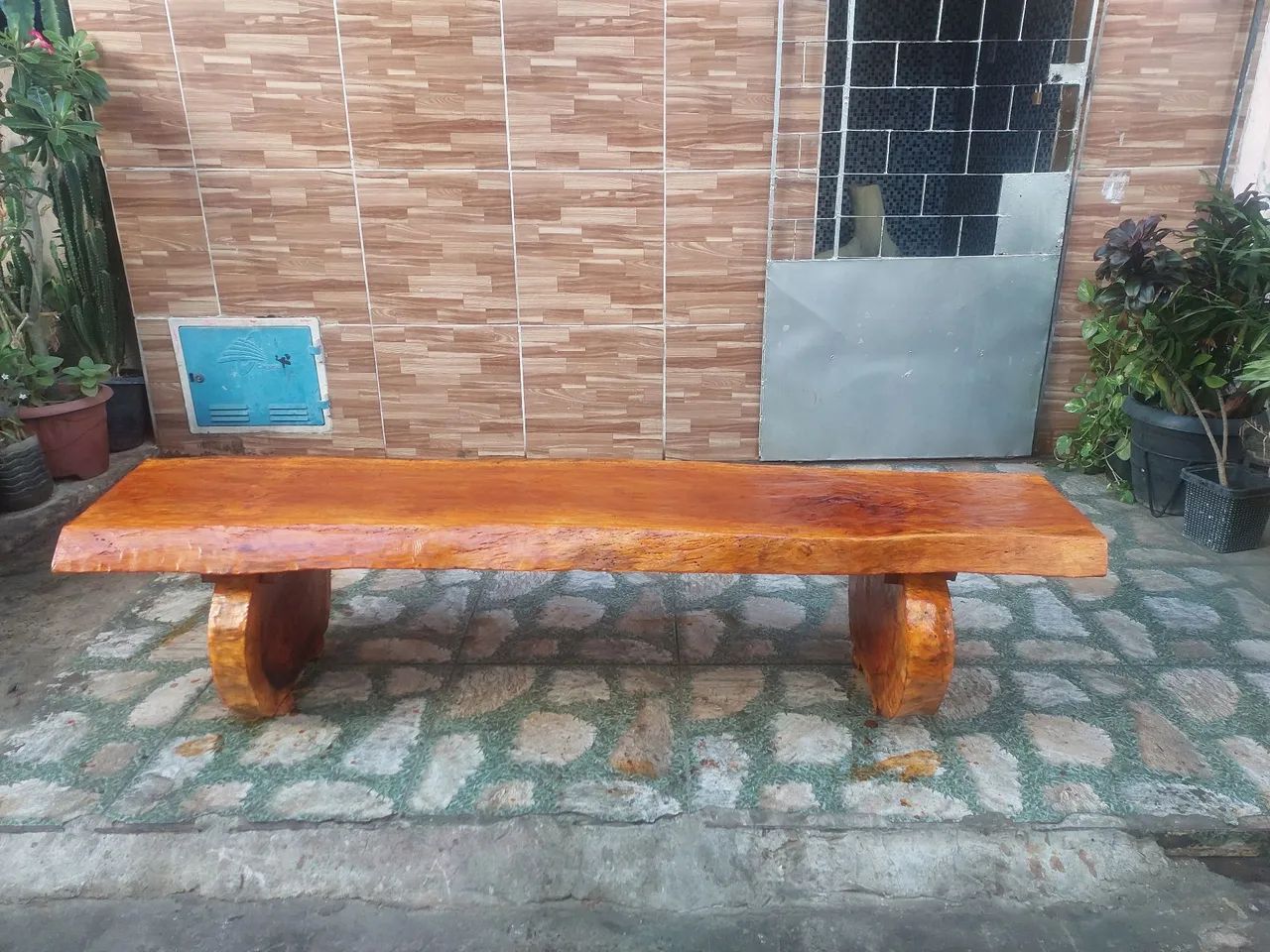 Bancos rústicos 