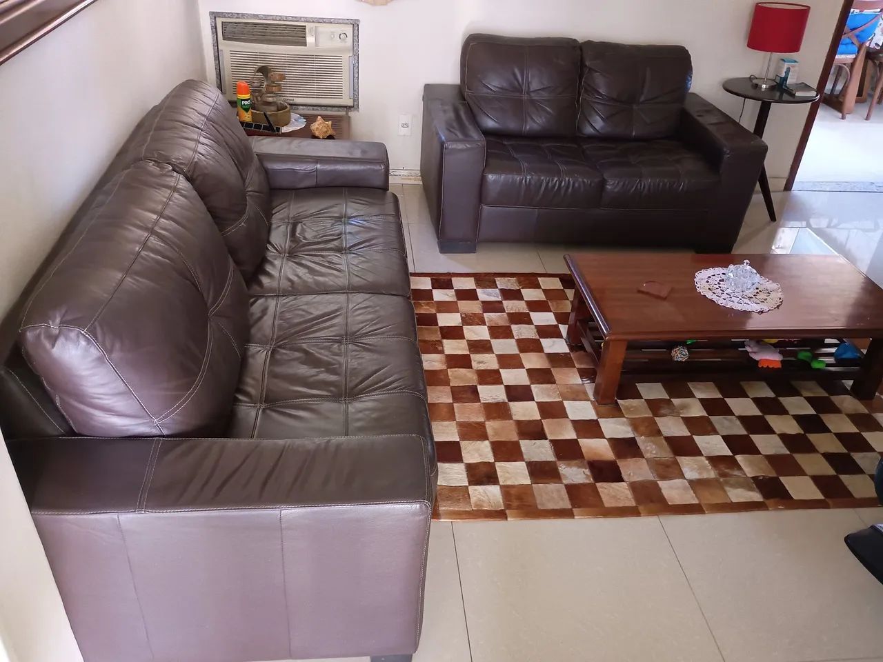 CONJUNTO DE SOFÁ EM COURO LEGÍTIMO - Foto 5