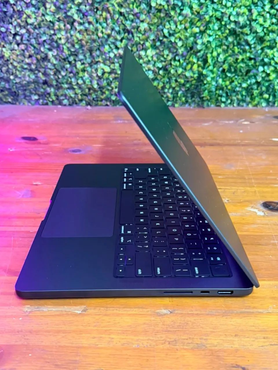Macbook PRO M5 14" - Foto 4