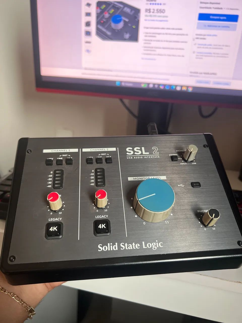 Interface de áudio sólid  status logic ssl 2 24 bit