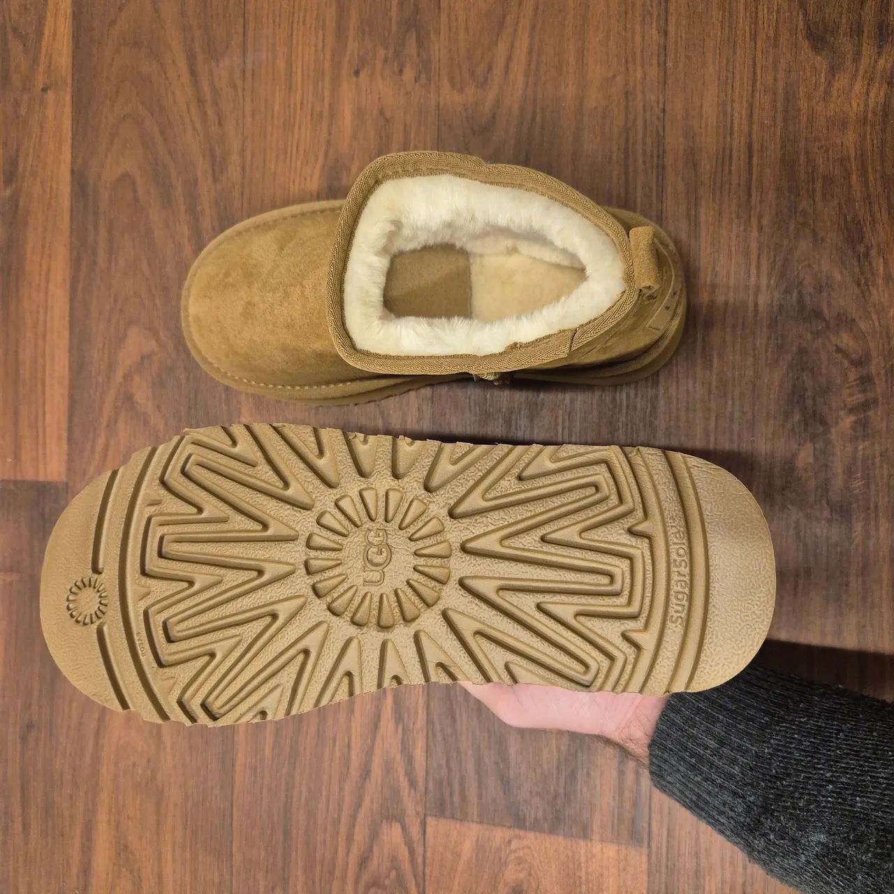 bota ugg classic ultra mini platform 37 - Foto 5