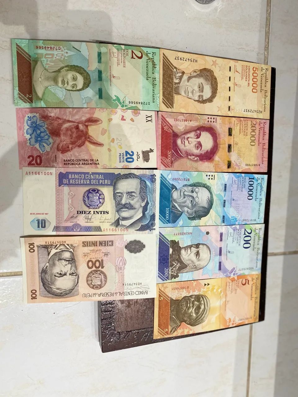 Lote cédulas Estrangeiras  - Foto 2
