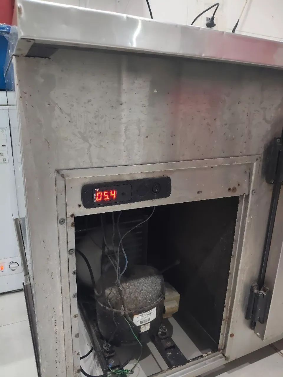 Balcão refrigerado com pista fria - Foto 2