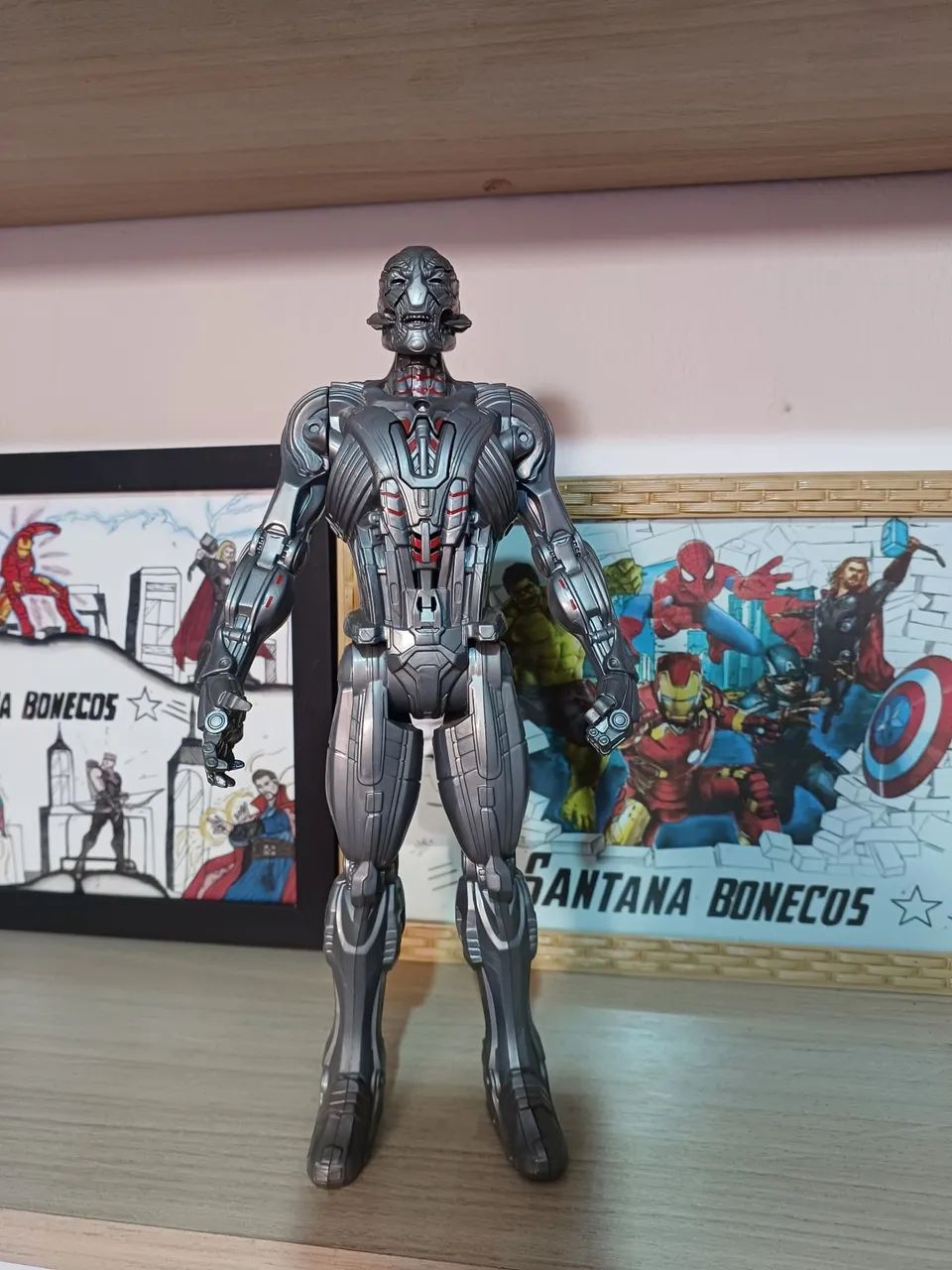 Ultron eletrônico 30cm original marca Hasbro  - Foto 5