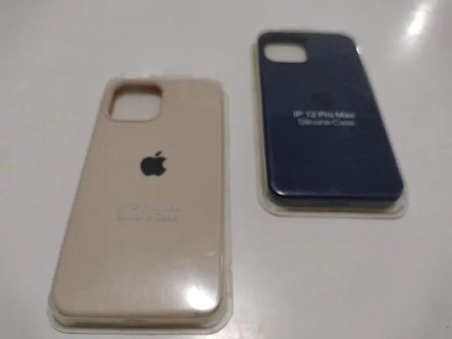Capa Case Capinha Premium iPhone 12 Pro Max Silicone Aveludado Kit com 2 - Foto 2