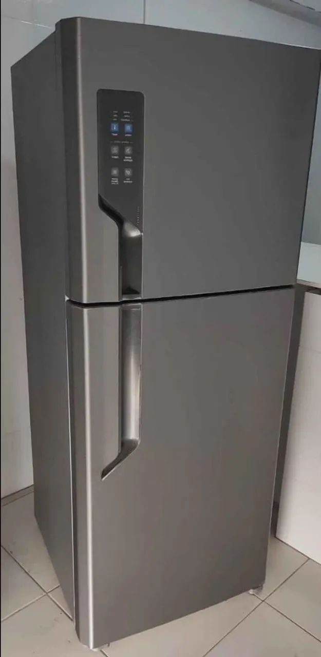 Geladeira electrolux