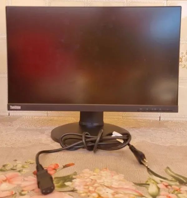 Monitor Lenovo Thinkvision S22e-21 