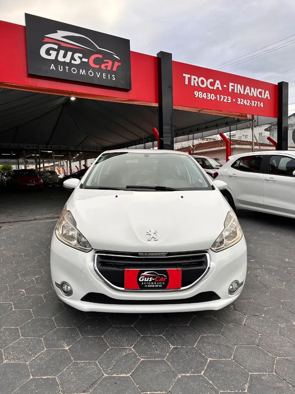 Peugeot 208 Active 1.2 Flex 12V 5P Mec. 2014 - Foto 2