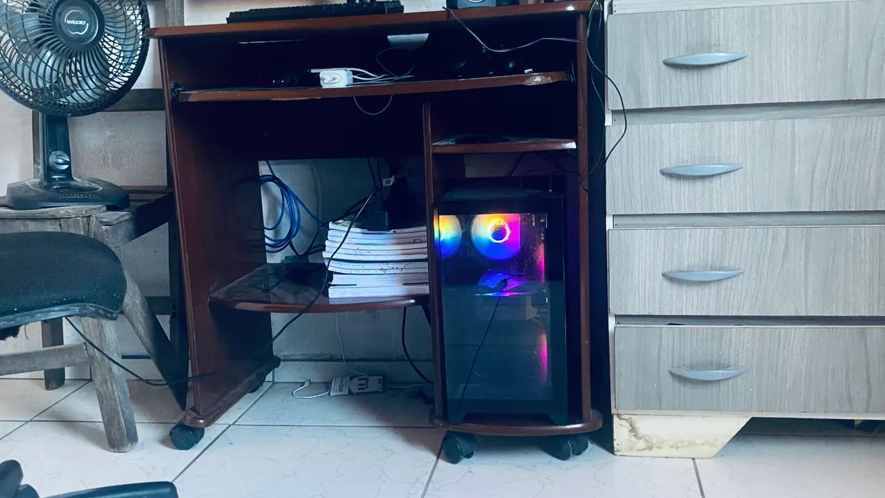 Escrivaninha para computador - Foto 2