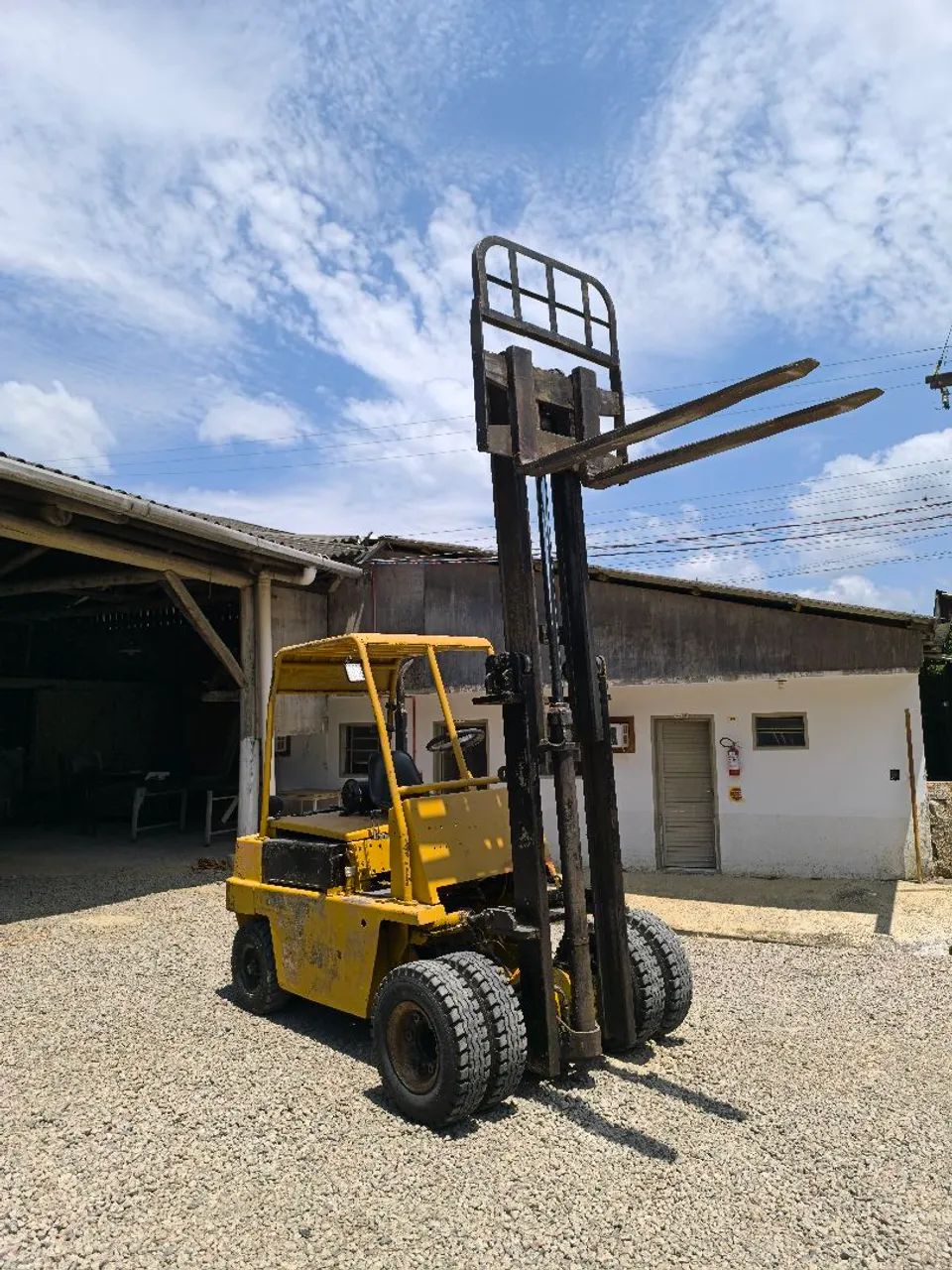 Vendo empilhadeira 3.5T - Foto 2