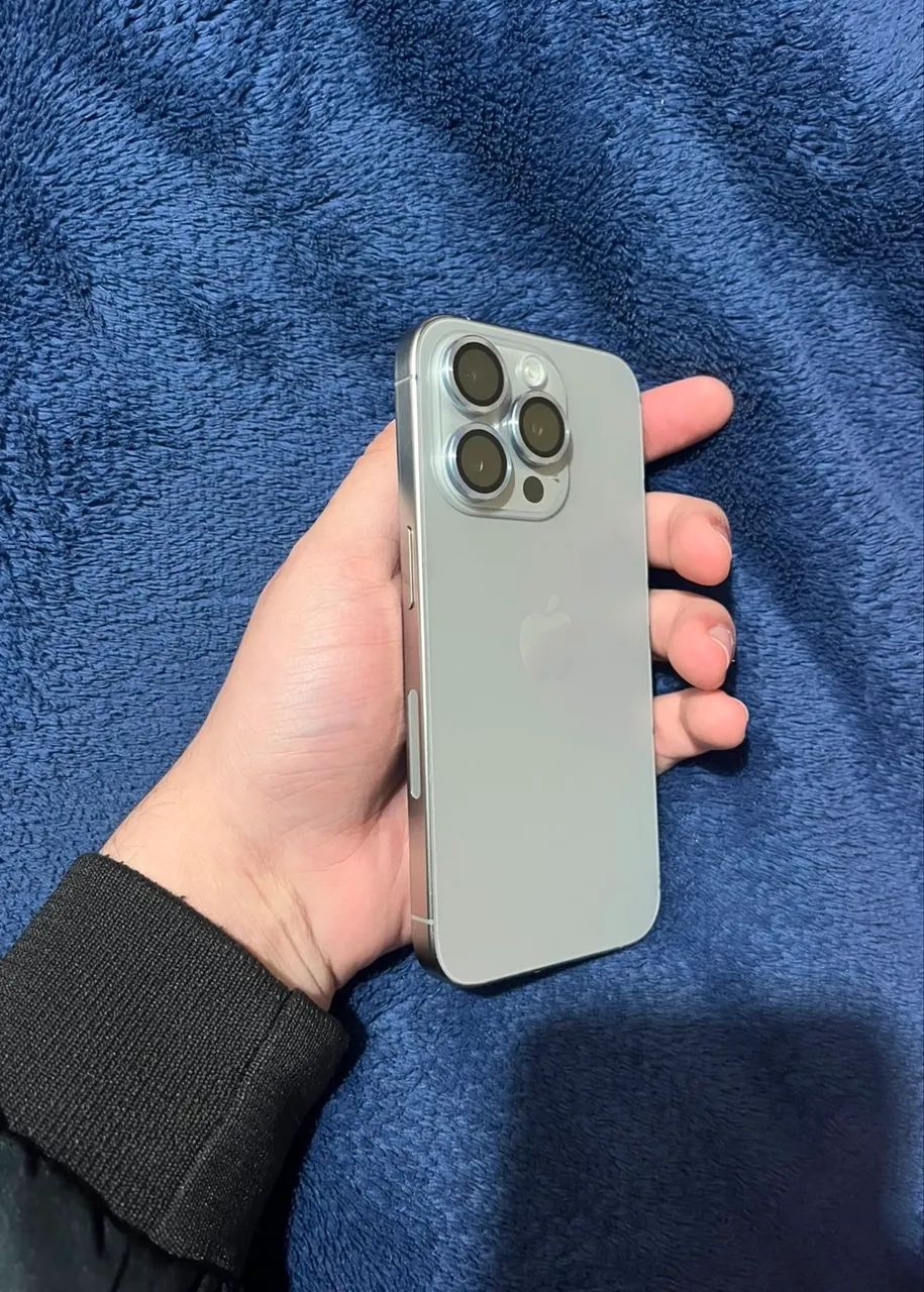 Iphone 15 pro  - Foto 3