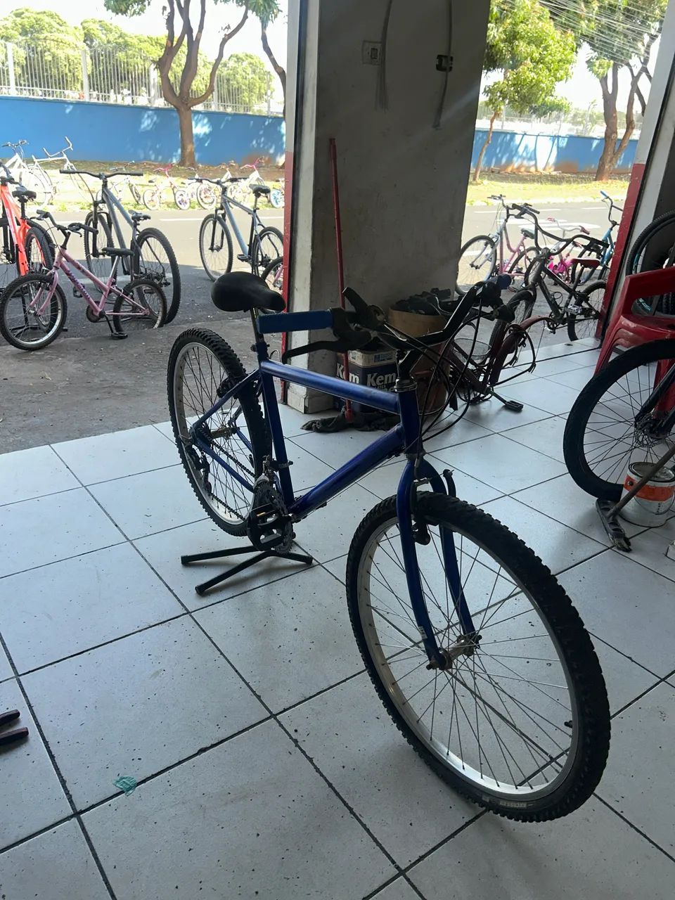 Bicicleta aro 26 semi nova!  - Foto 2