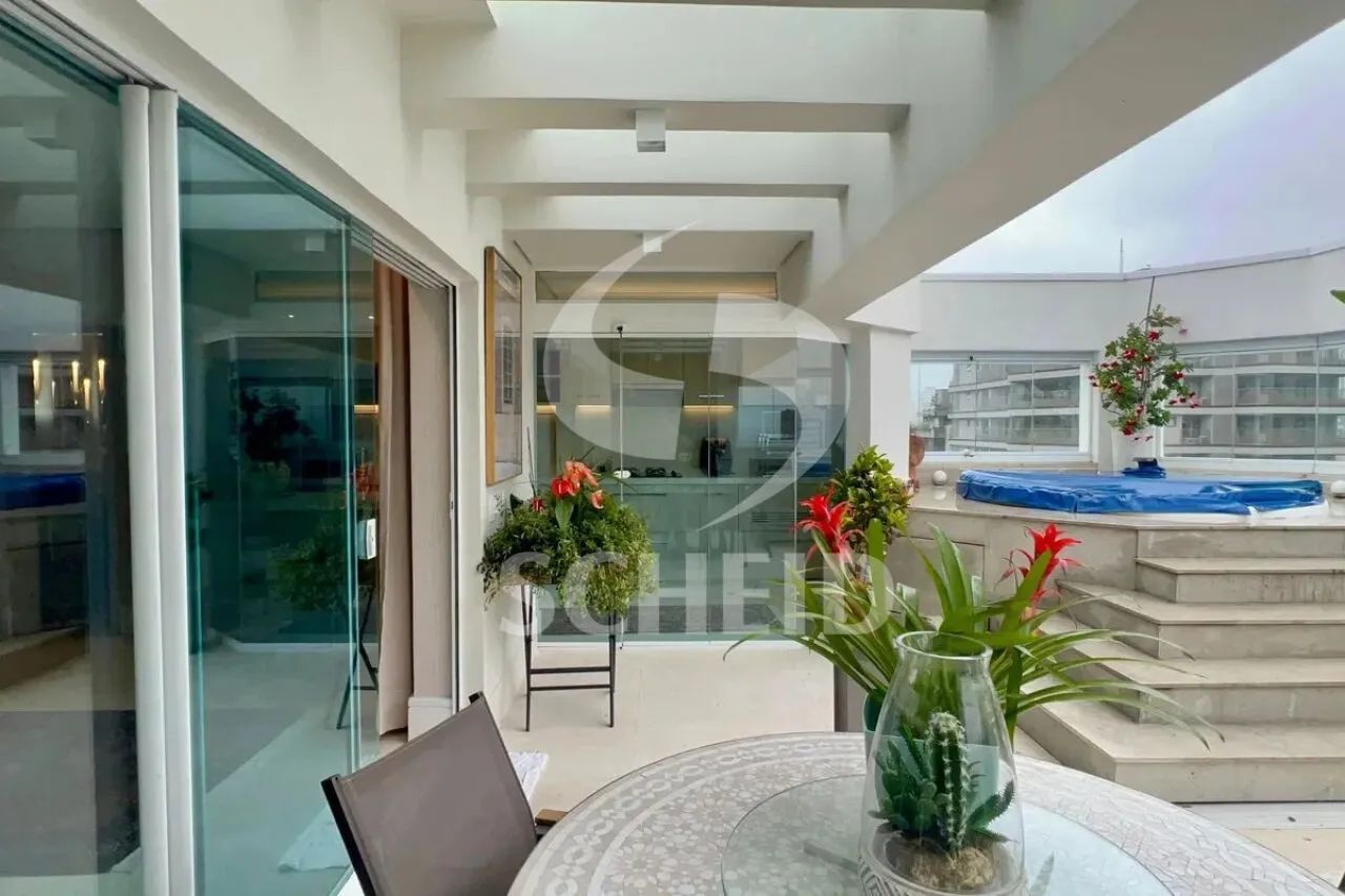 COBERTURA DUPLEX EM PINHEIROS COM 200M² 3 QUARTOS SENDO 1 SUÍTE E 3 VAGAS