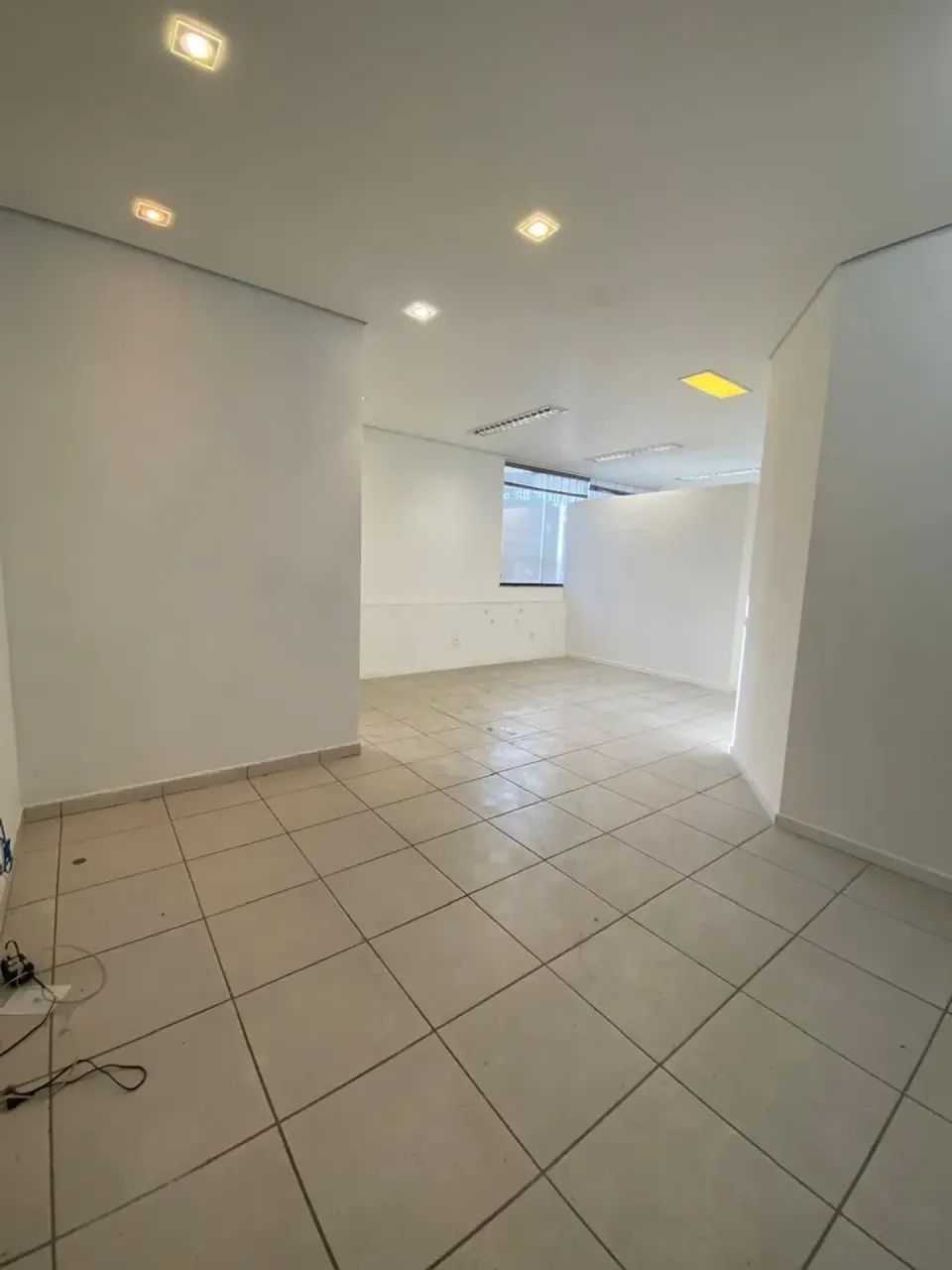 SALA COMERCIAL PARA LOCAÇÃO  CENTRO DO JD. BONFIGLIOLI