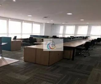 Conjunto comercial de 220 m² - 6 vagas - Foto 5