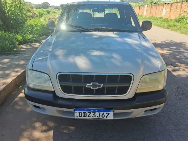 Chevrolet S10 Pick-up STD 2.8 4X2 CD TB Int.dies. 2001
