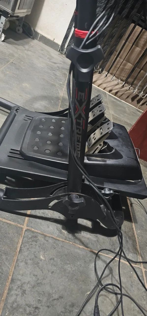 Logitech g29 completo + marcha mecânica e cockpit extreme - Foto 3