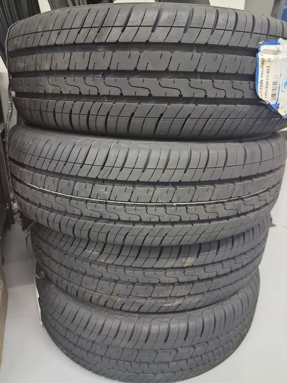 Pneus Goodyear Direction Aro 175/70/13