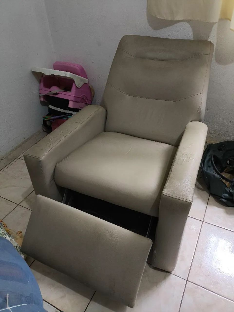 Poltrona reclinável