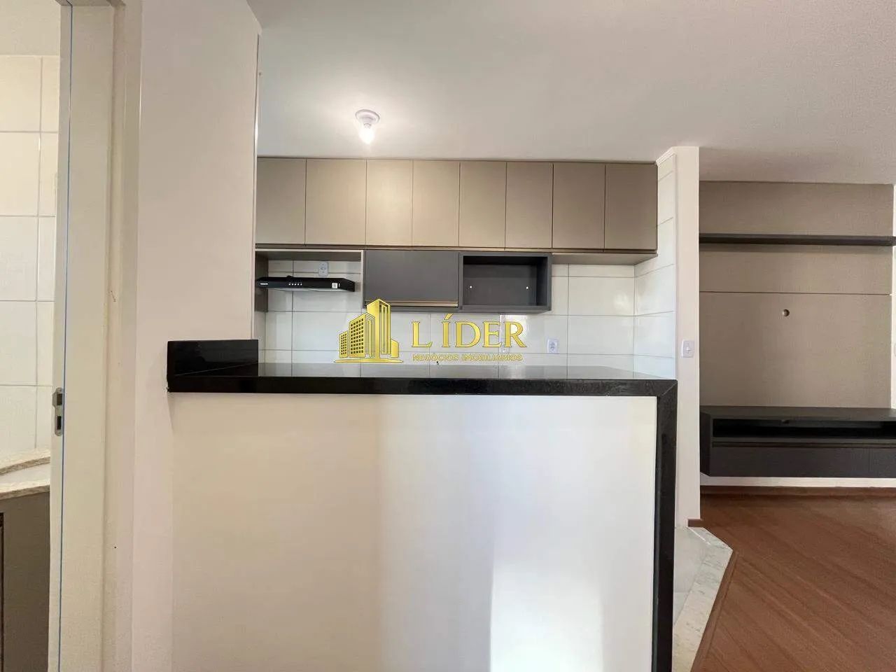 EXCELENTE APARTAMENTO NA ZONA SUL - Foto 4
