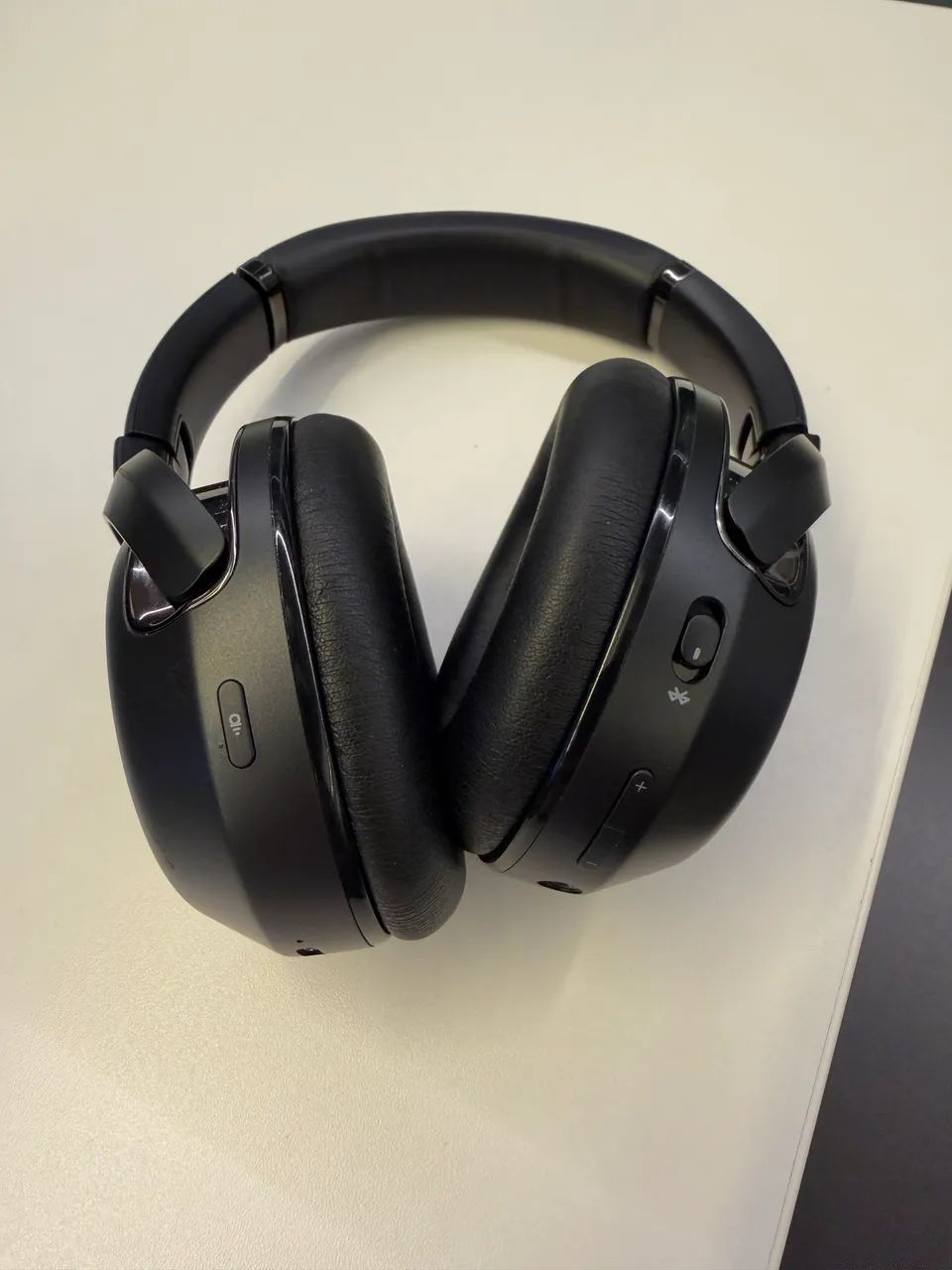 JBL Tour One M2 