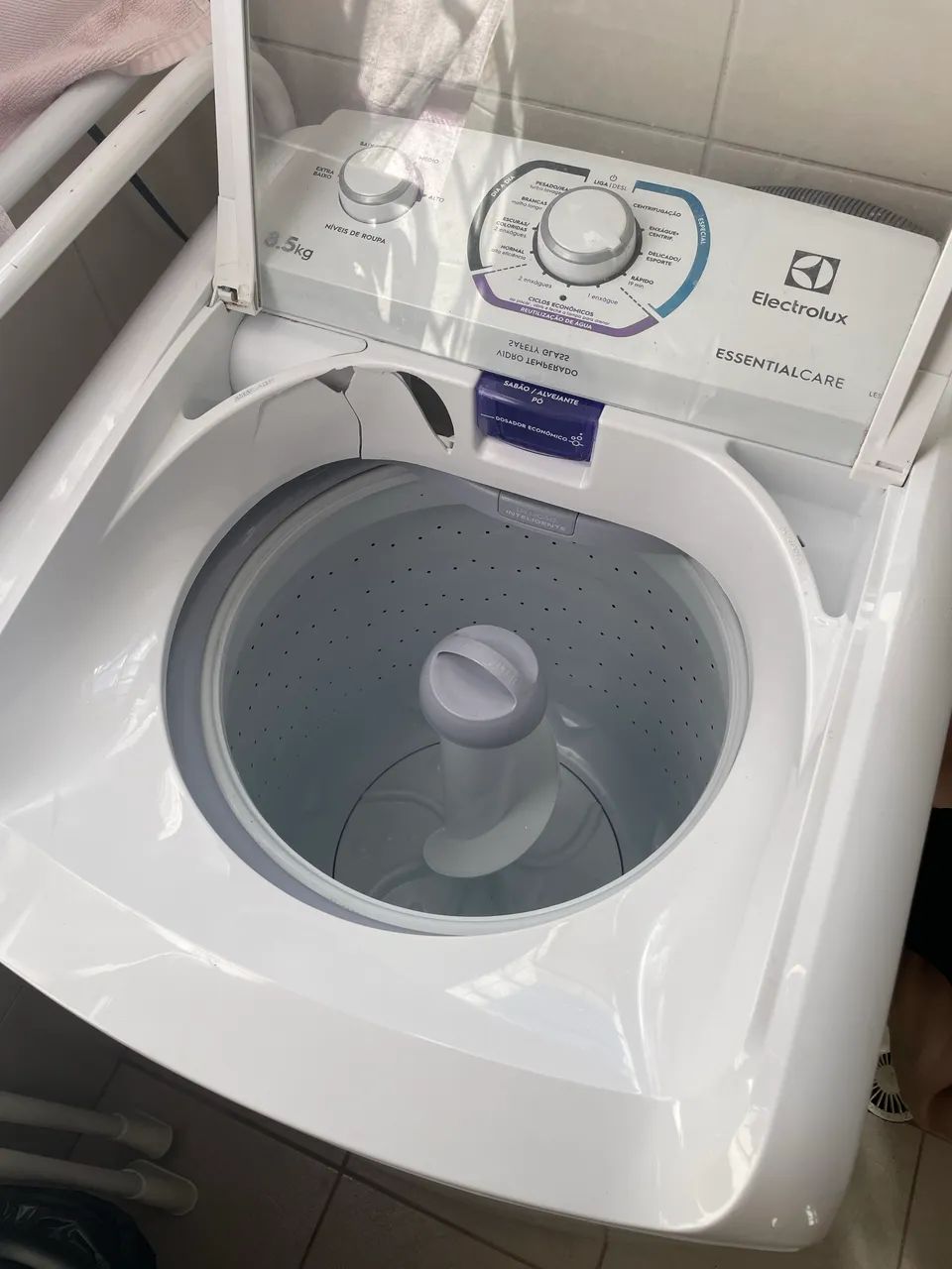 Lavadora de Roupas Electrolux 8,5Kg Essential Care LES09 - Foto 2