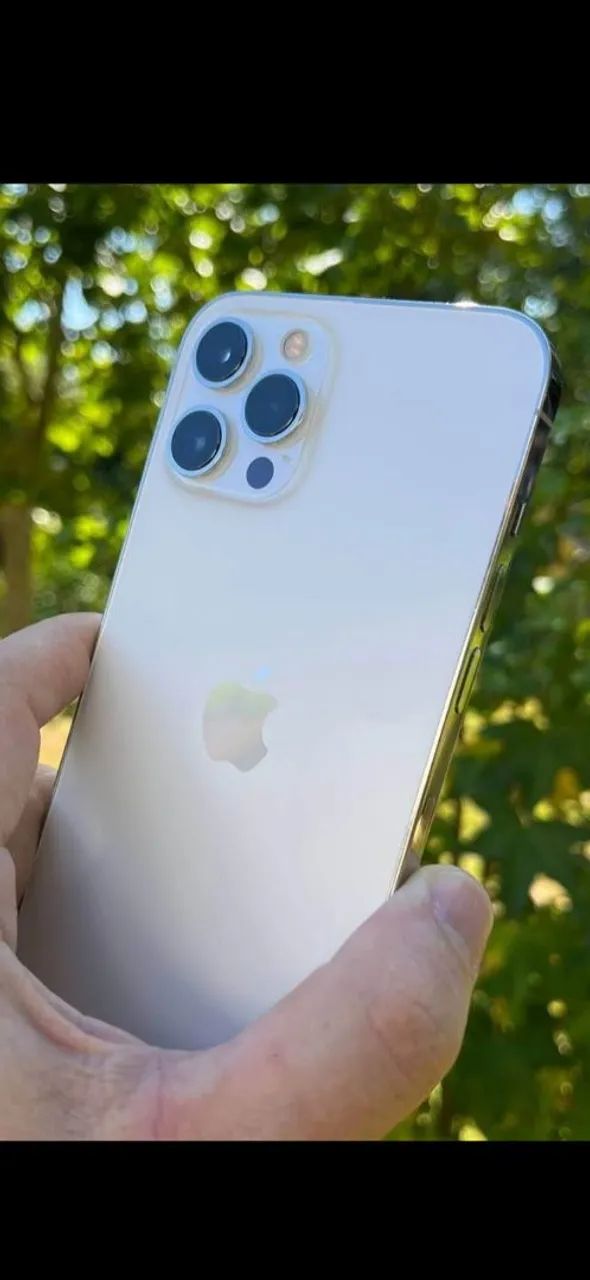 Iphone 12 promax filé todo original com caixa $2.600 - Celulares e