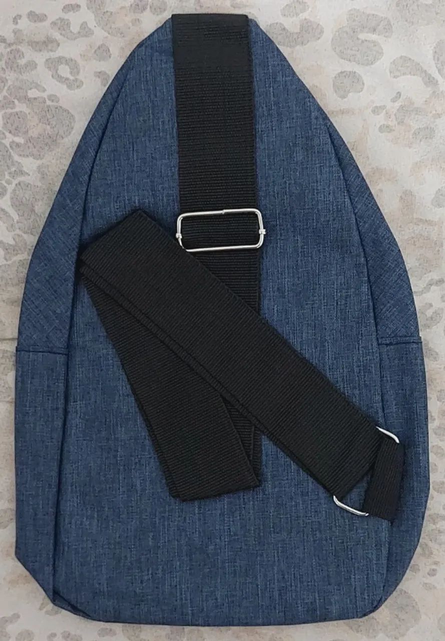bolsa de peito azul estilo shoulder bag com alça transversal ajustável - Foto 3