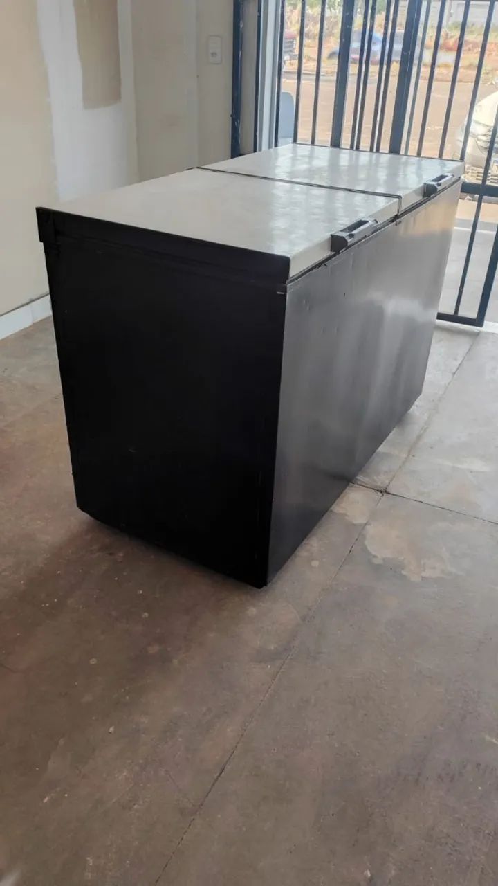 Freezer preto 450L - Foto 3