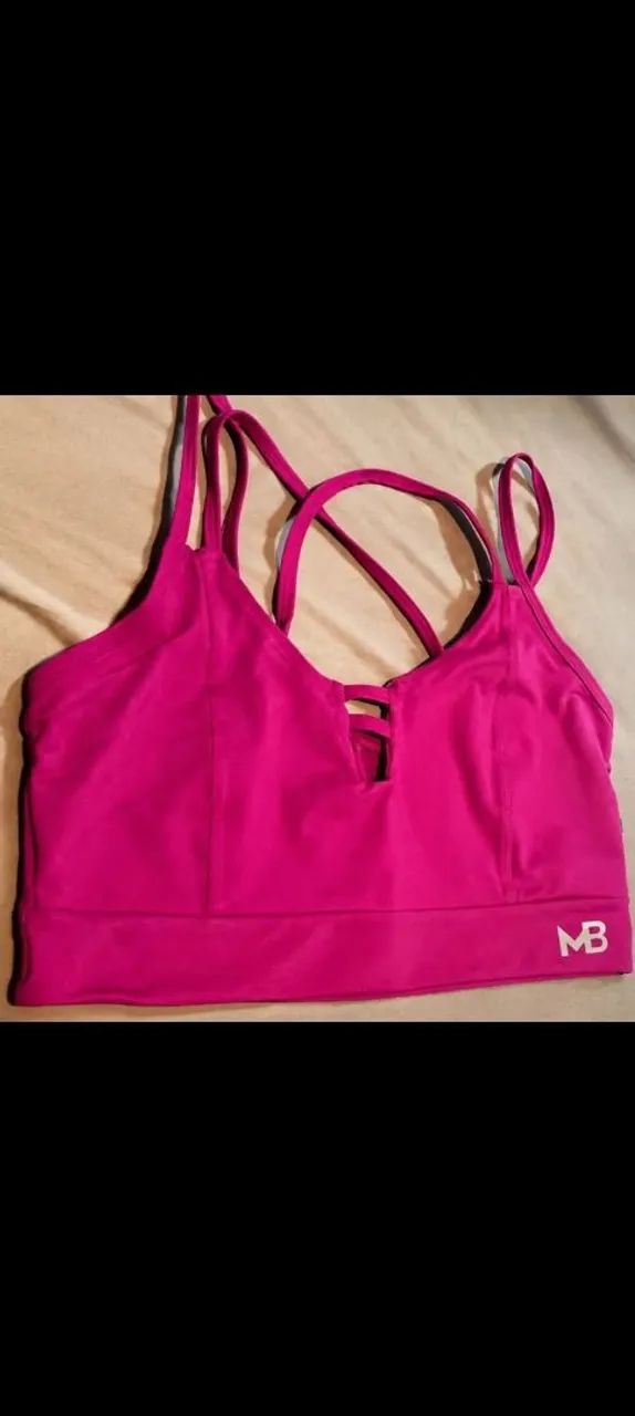 Lote de roupas com 6 peças  - Foto 3
