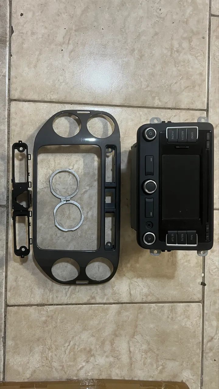 Central multimidia original Tiguan 2014