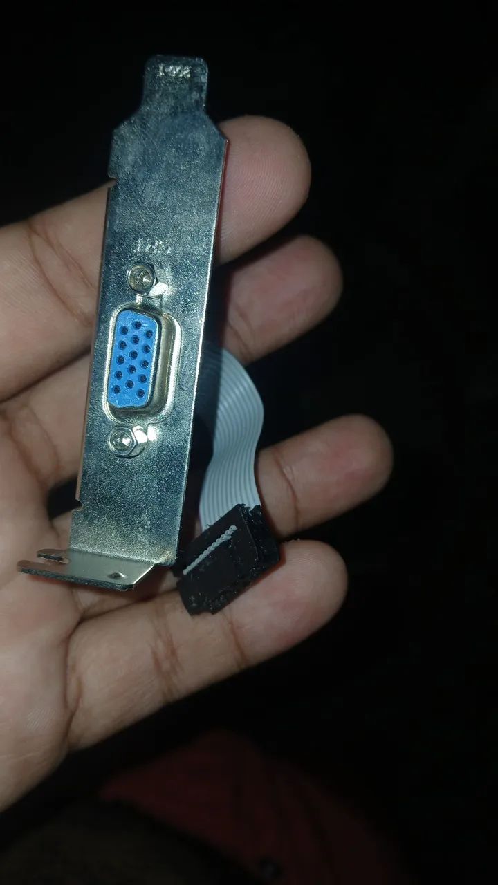 Placa de vídeo gt 210 1g - Foto 3