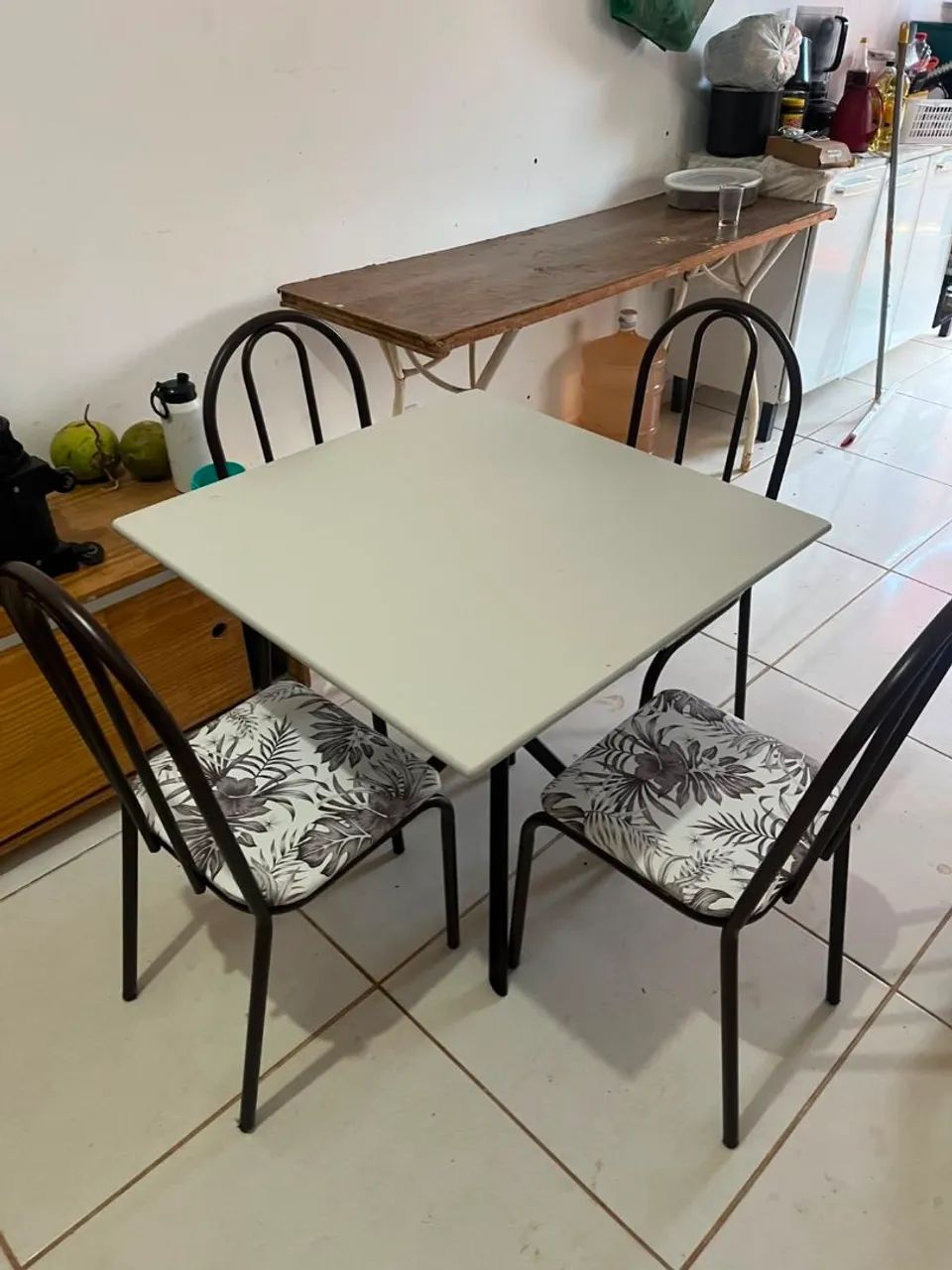 Mesa 4 Cadeiras Nova Produto Na Caixa/Entrega É Montagem Grátis Loja RL Moveis  - Foto 3