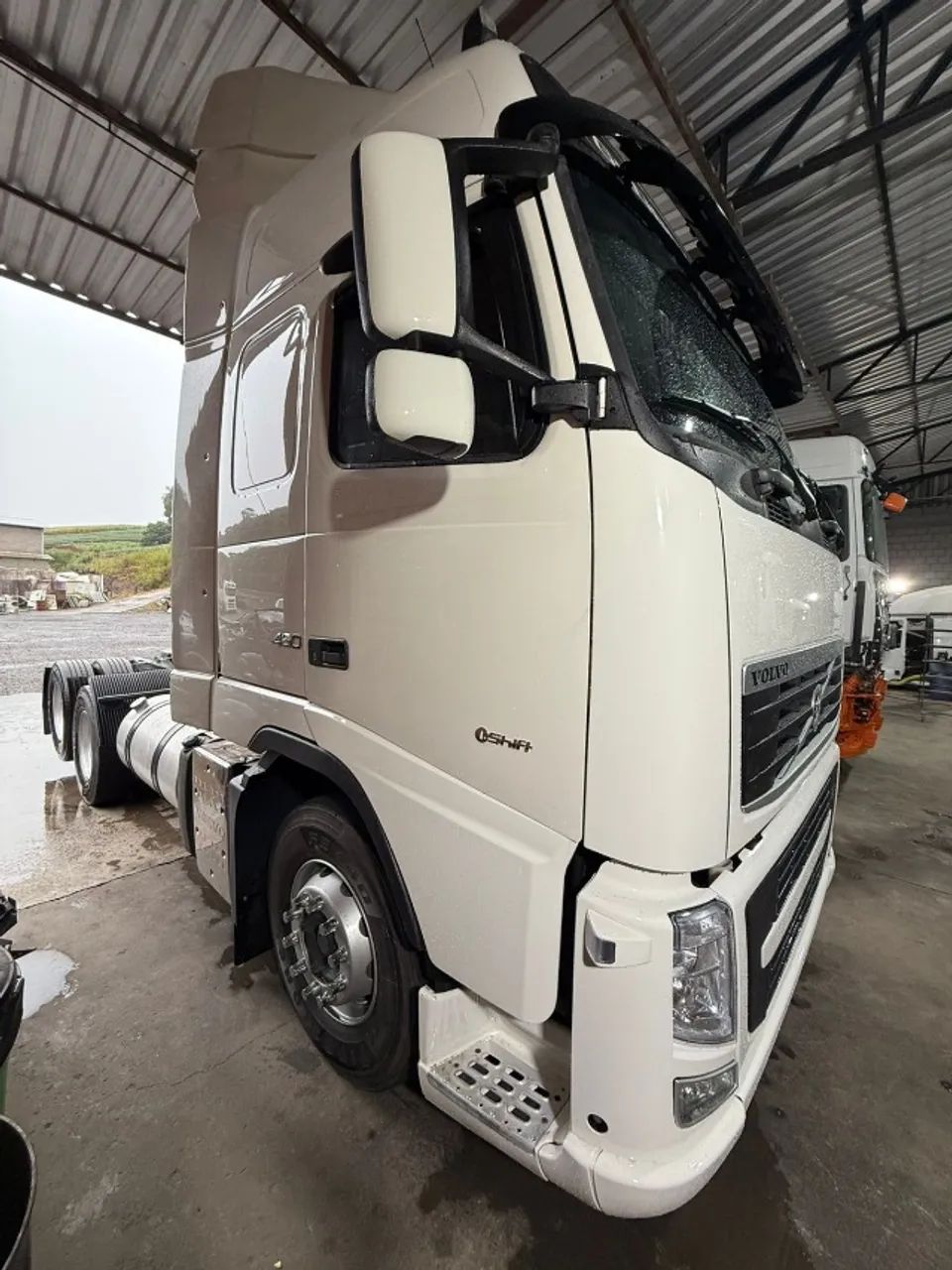 VOLVO FH 460 2014 6X2 GLOBETROTTER - Foto 7