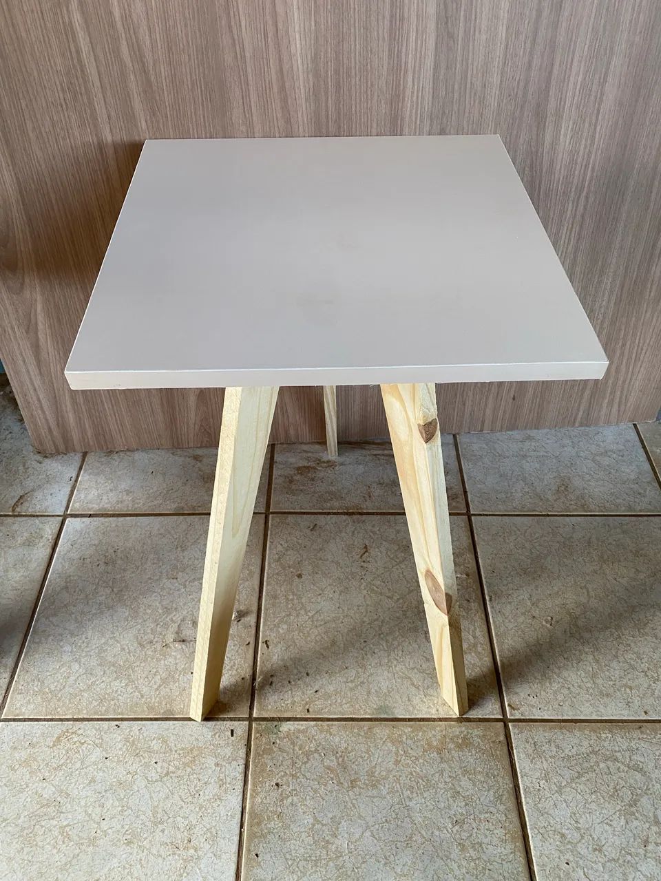 Mesa quadrada cinza decorativa  - Foto 2