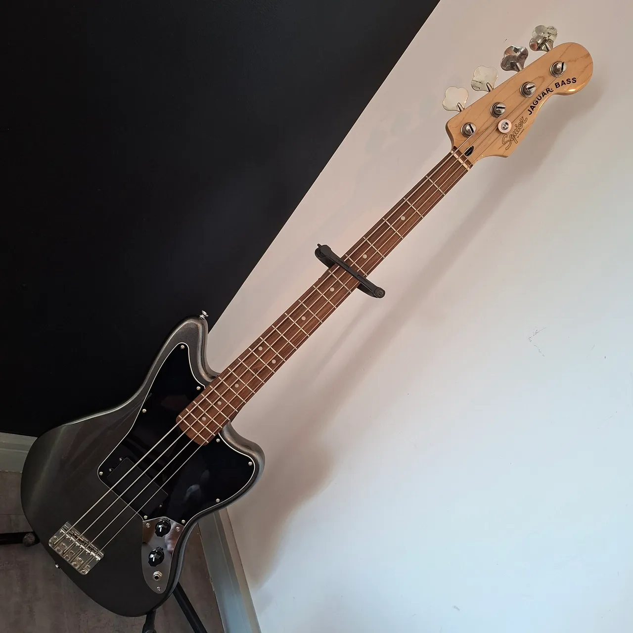 squier jaguar