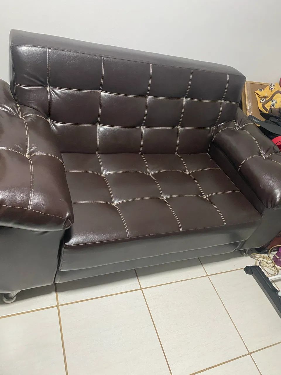 Conjunto de sofás em courino  - Foto 2