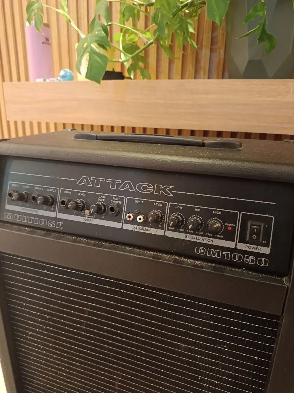 Caixa Amplificada Multiuso Attack CM1050 ? Excelente Estado - Foto 4