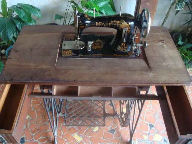 Antiguidade Maquina de Costura PFAFF 31 década de 30 - Foto 3