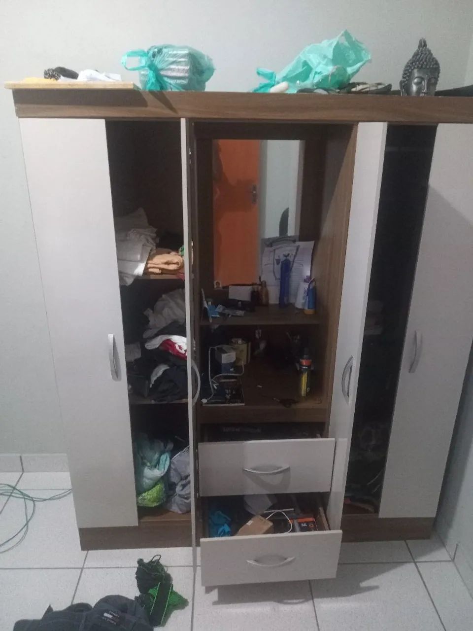 Guarda Roupa