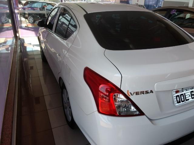 Versa 18/19 ( ipva 2020 grátis ) - Foto 4