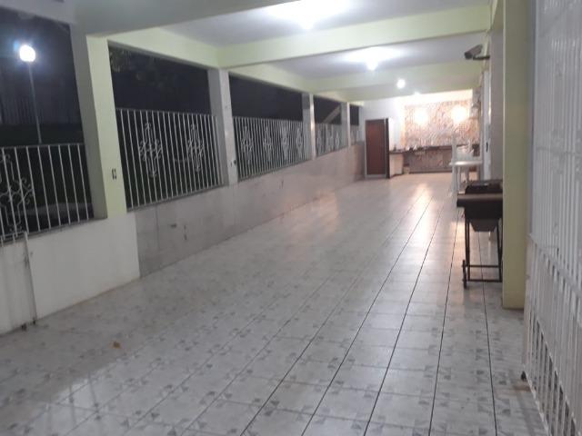 Venha morar em um paraíso no centro da cidade! - Foto 6
